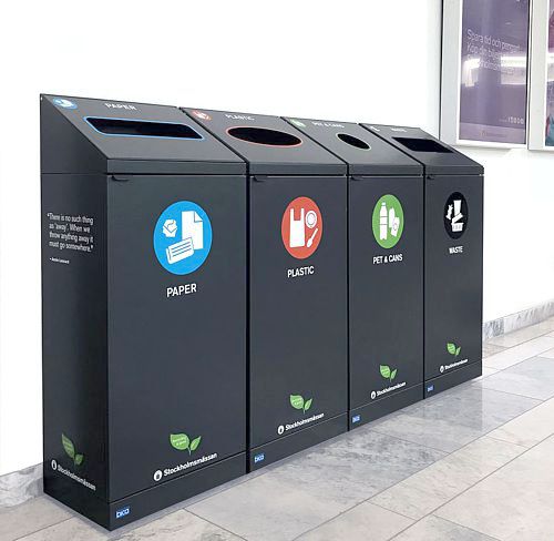 Eksempel på affaldsbeholder kundetilpasning på Stockholm Messecenter